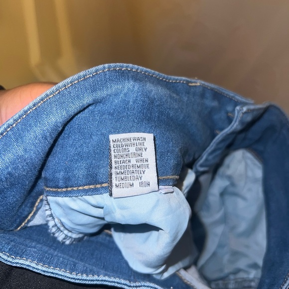 Brand New Dream Butt Jeans - Picture 6 of 8